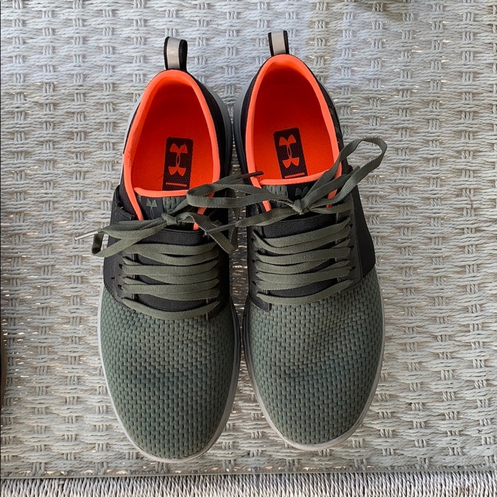 Men’s UA Charged